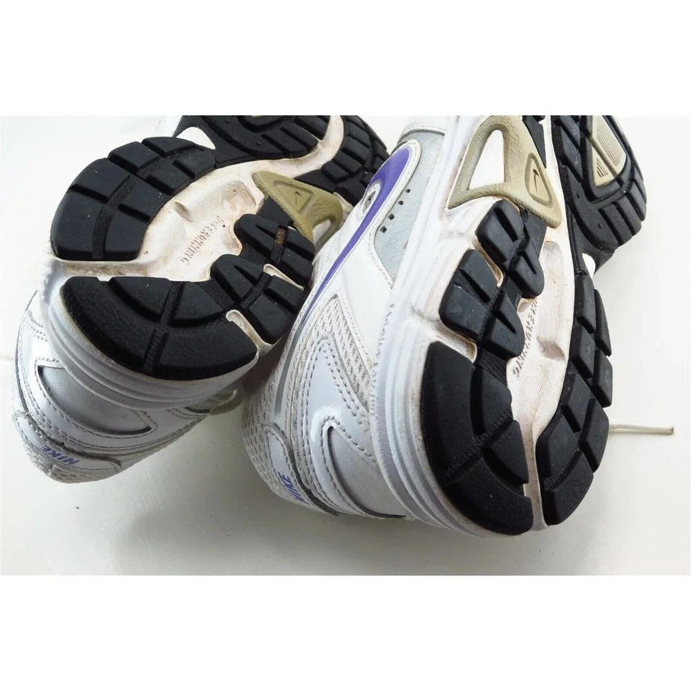 Nike‎ Women Sz 7 M White Lace Up Running Synthetic Shoe